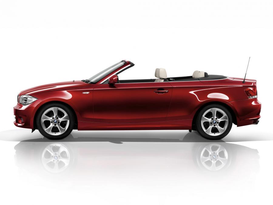  BMW 123d Convertible 2011 года  (фото 3 из 10)